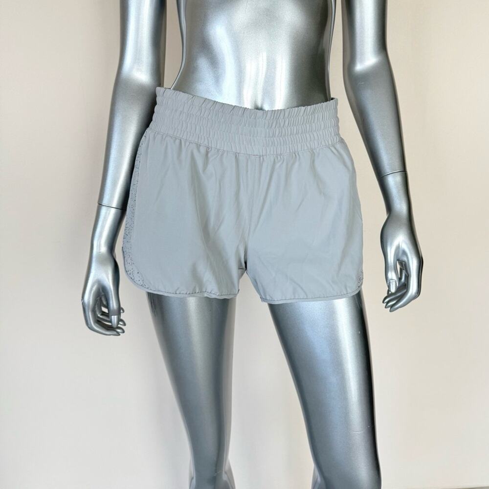 NEW!!! Mondetta women shorts size S